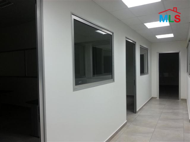 Industrial Grade 1 Warehouse For Rent In Dbayeh With High Ceiling