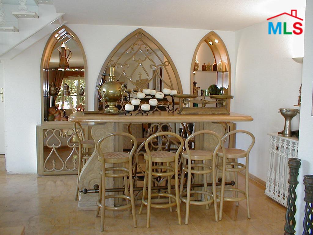 Amazing Villa For Rent in Baabdat, Metn