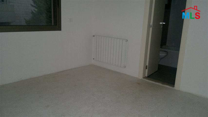 Well Located Apartment For Rent In A Quiet Street In Mtayleb