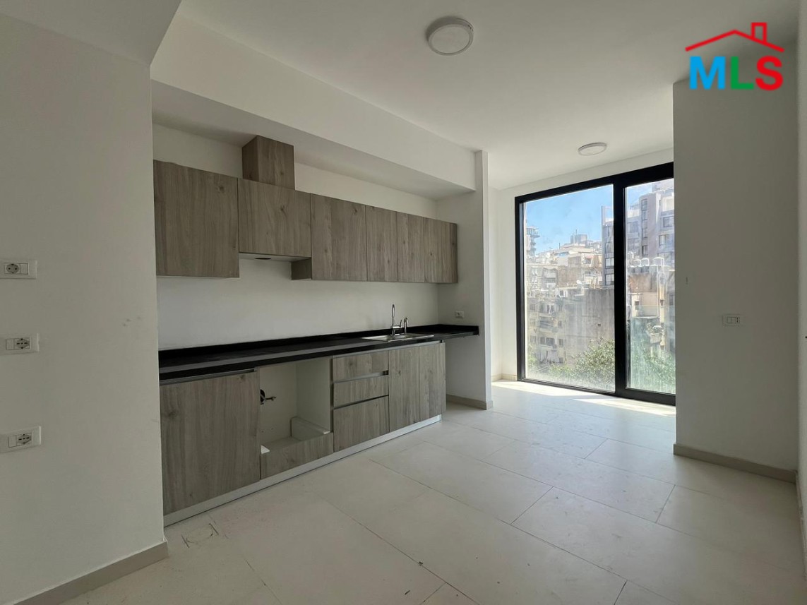 Urban Living! Modern Apartment For Sale in Achrafieh
