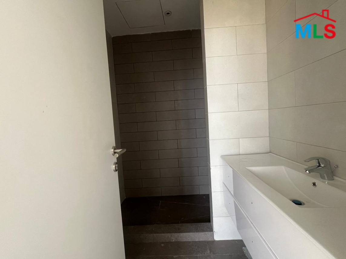 Urban Living! Modern Apartment For Sale in Achrafieh