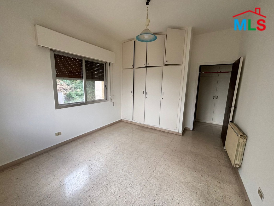 Apartment For Sale in Mazraat Yachouh