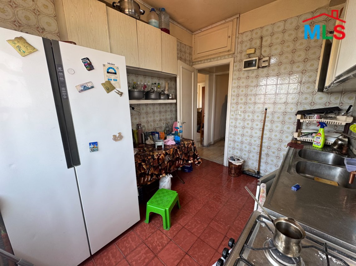 Bright Apartment For Sale in Msaytbeh, Beirut