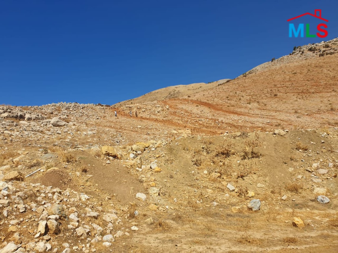 235,339 SQM Land With Mountain View For Sale in Falougha