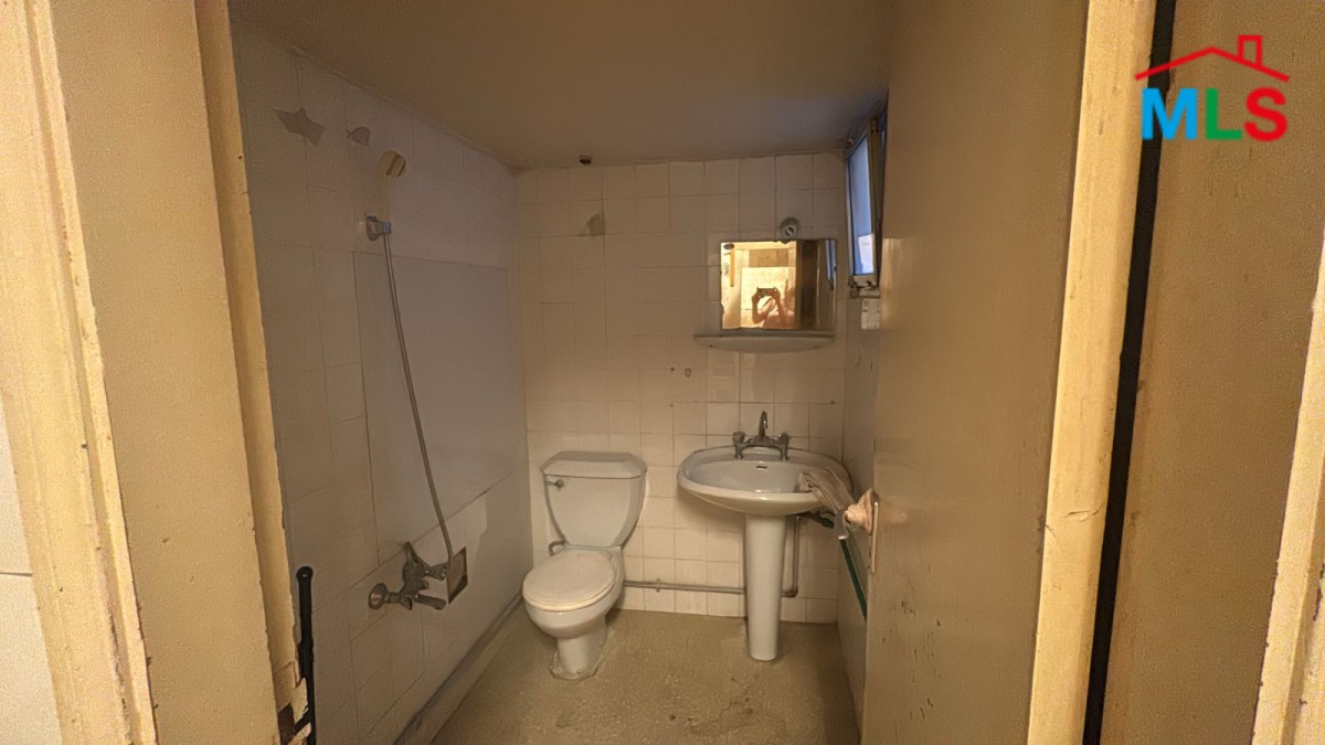 High Potential 3-Bedroom Apartment For Sale in Achrafieh, Carré D'or