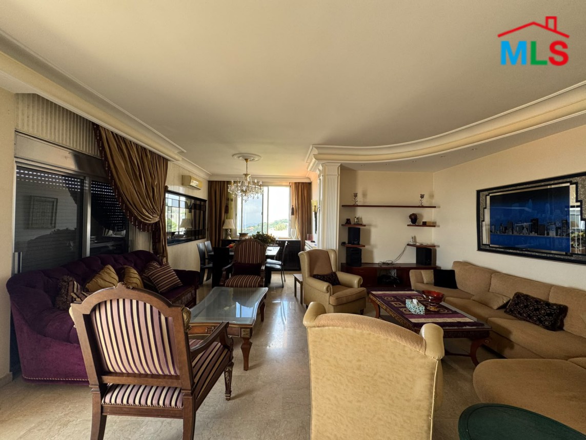 3 Bedrooms Apartment with Sea View For Sale in Beit Meri