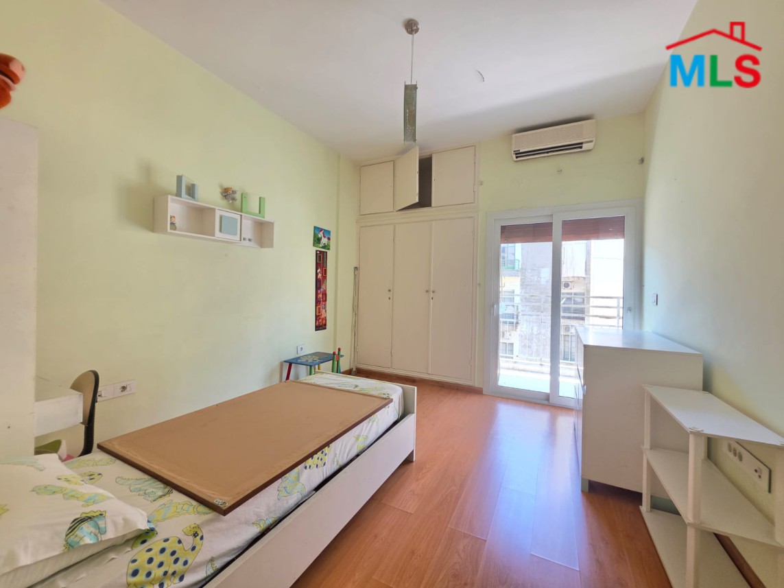 Furnished Spacious Apartment for Sale in Achrafieh, Sioufi