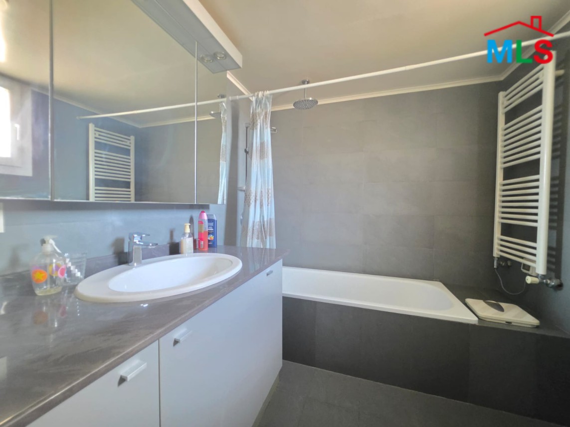 Furnished Spacious Apartment for Sale in Achrafieh, Sioufi