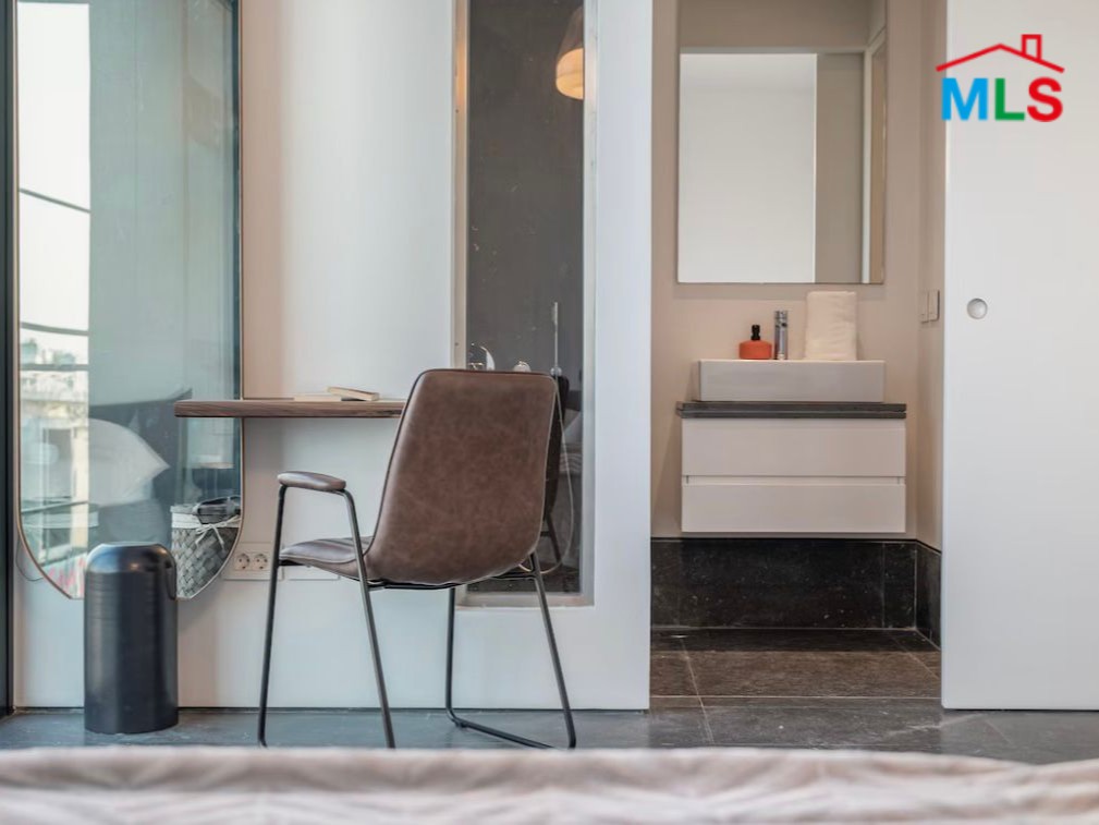High-End Deluxe Furnished One Bedroom Apartment For Sale In Saifi