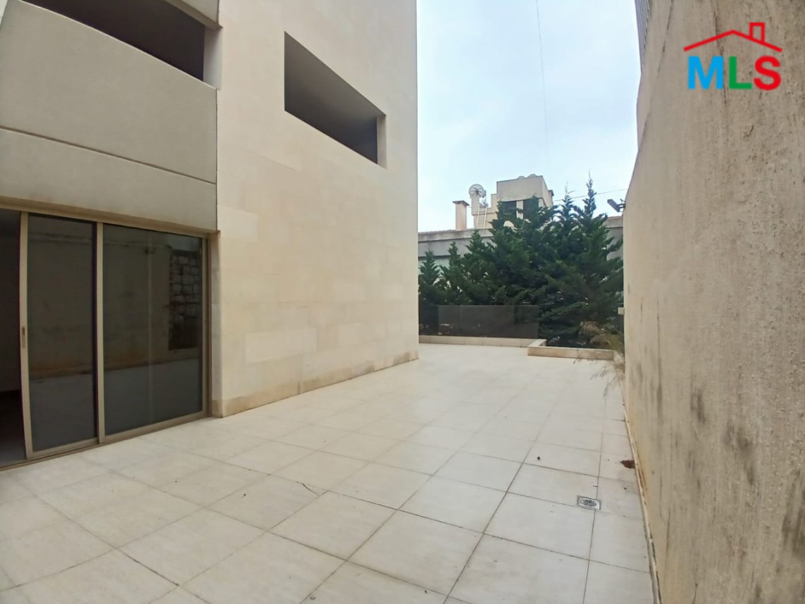 Decorated Brand New Apartment For Sale in Biyada