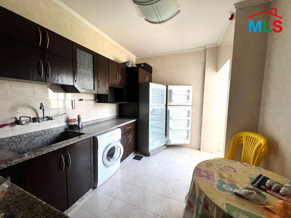2 Bedrooms Apartment For Sale in Hadath