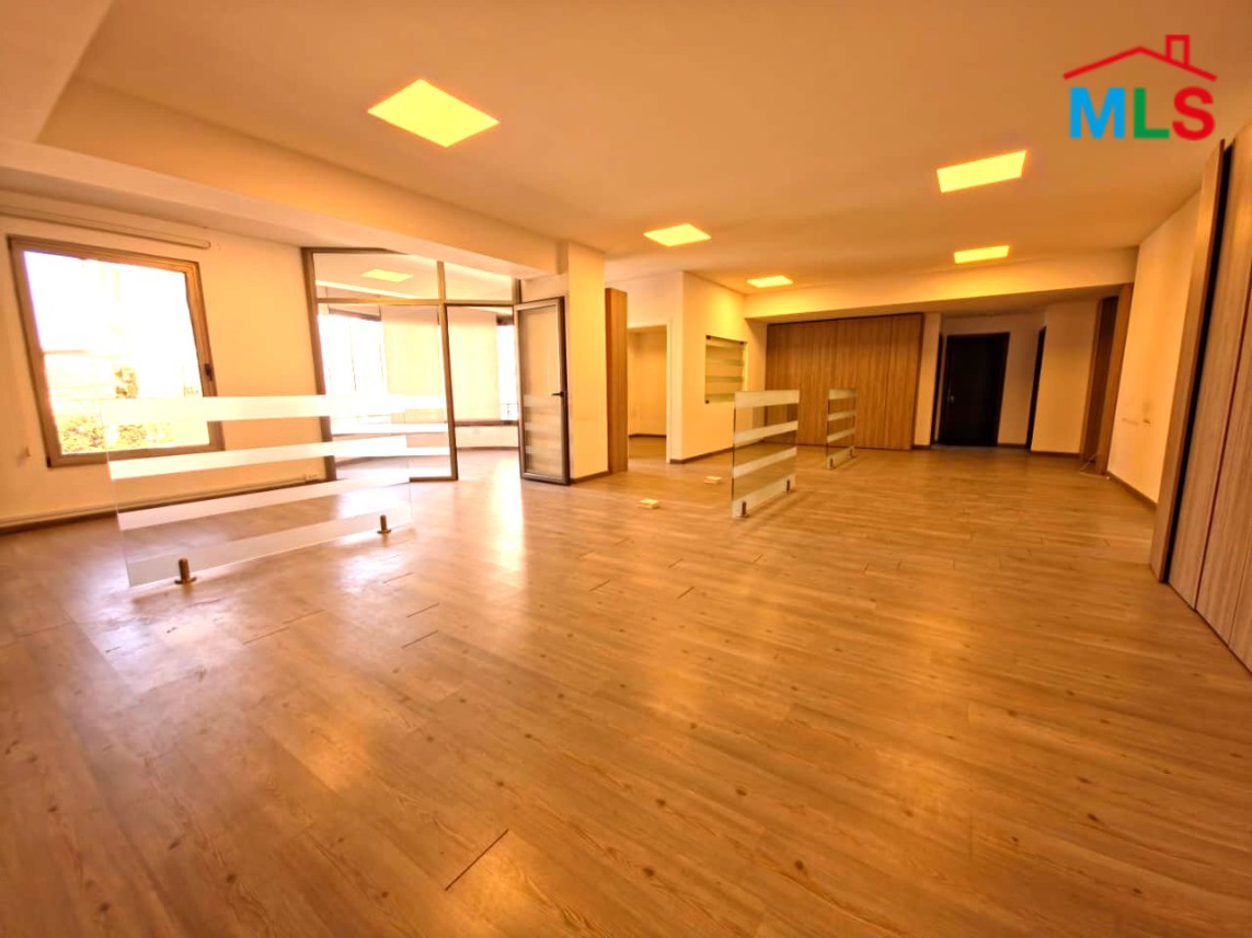 Office In a Prime Location For Sale In Achrafieh, Tabaris