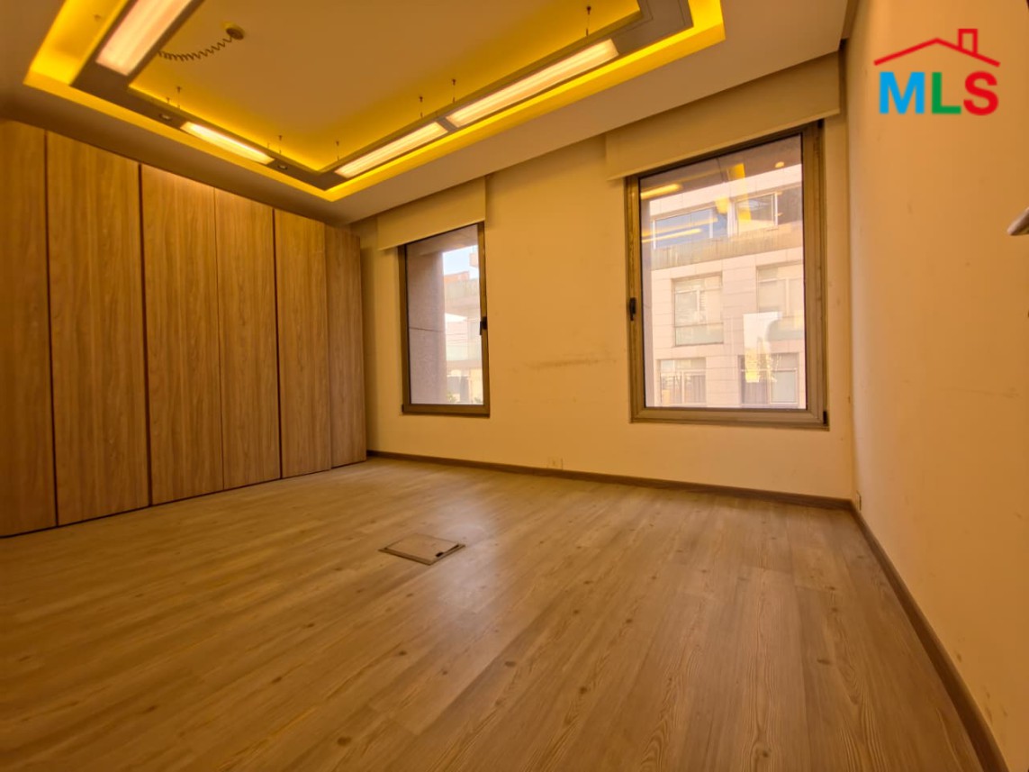 Office In a Prime Location For Sale In Achrafieh, Tabaris