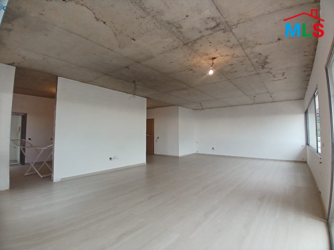 Spacious apartment with Terrace and garden For Sale in Byiada