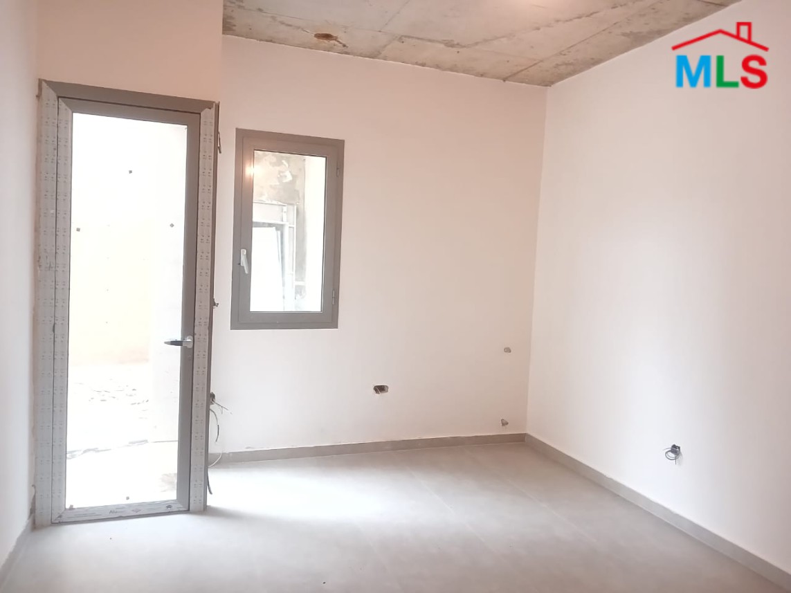 Spacious apartment with Terrace and garden For Sale in Byiada