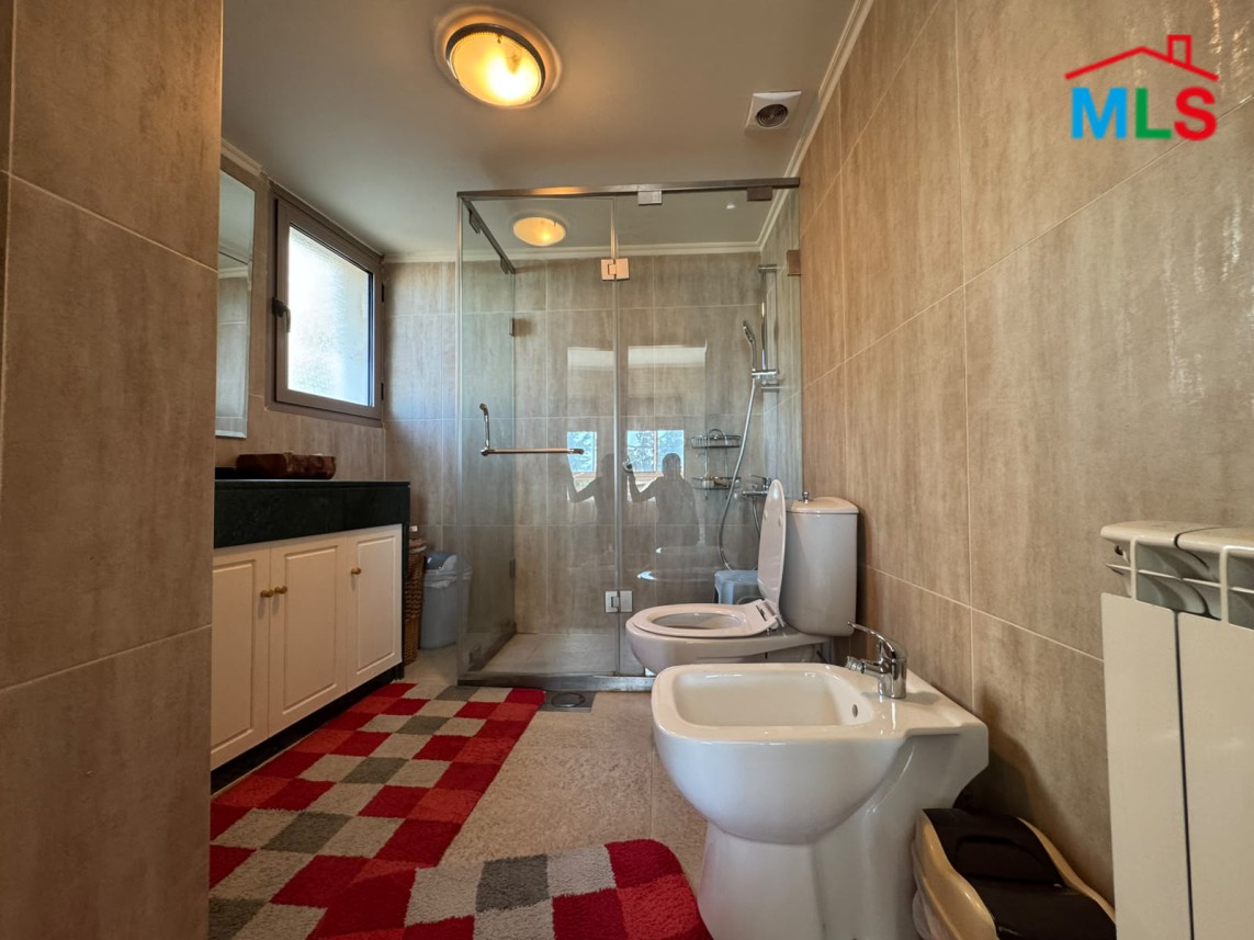 Spacious Apartment With Sea View For Sale in Beit Meri