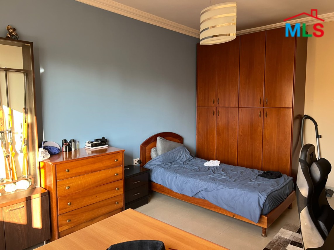 3 Bedrooms Apartment For Sale in Furn El Chebbak