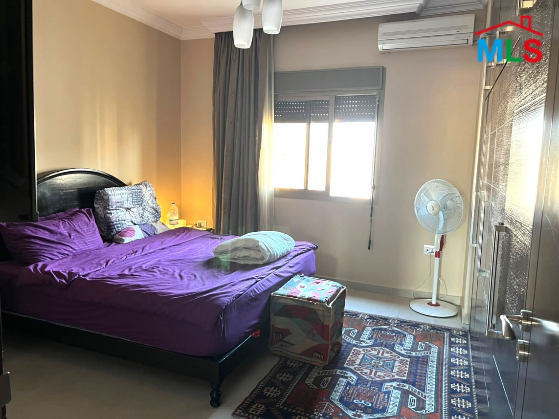 3 Bedrooms Apartment For Sale in Furn El Chebbak