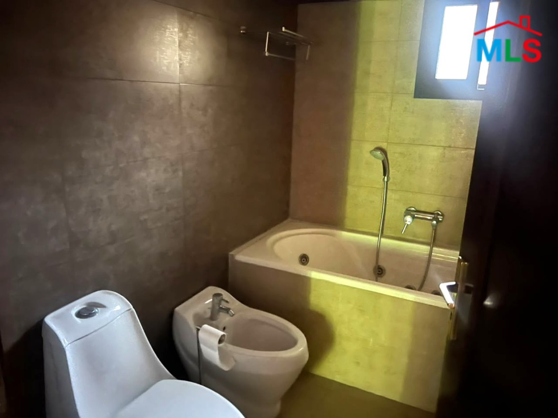 3 Bedrooms Apartment For Sale in Aley