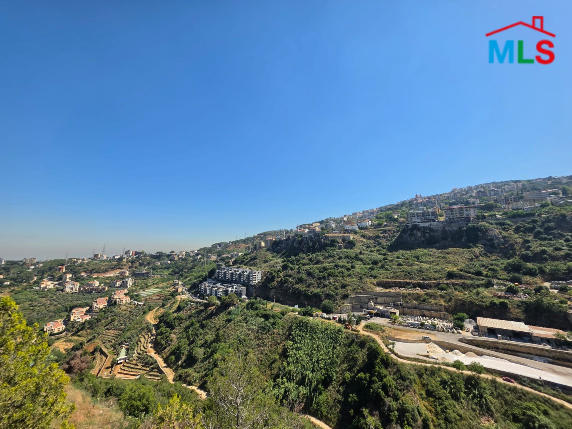 Luxurious & Spacious 3 Bedrooms Apartment For Sale in Bsous