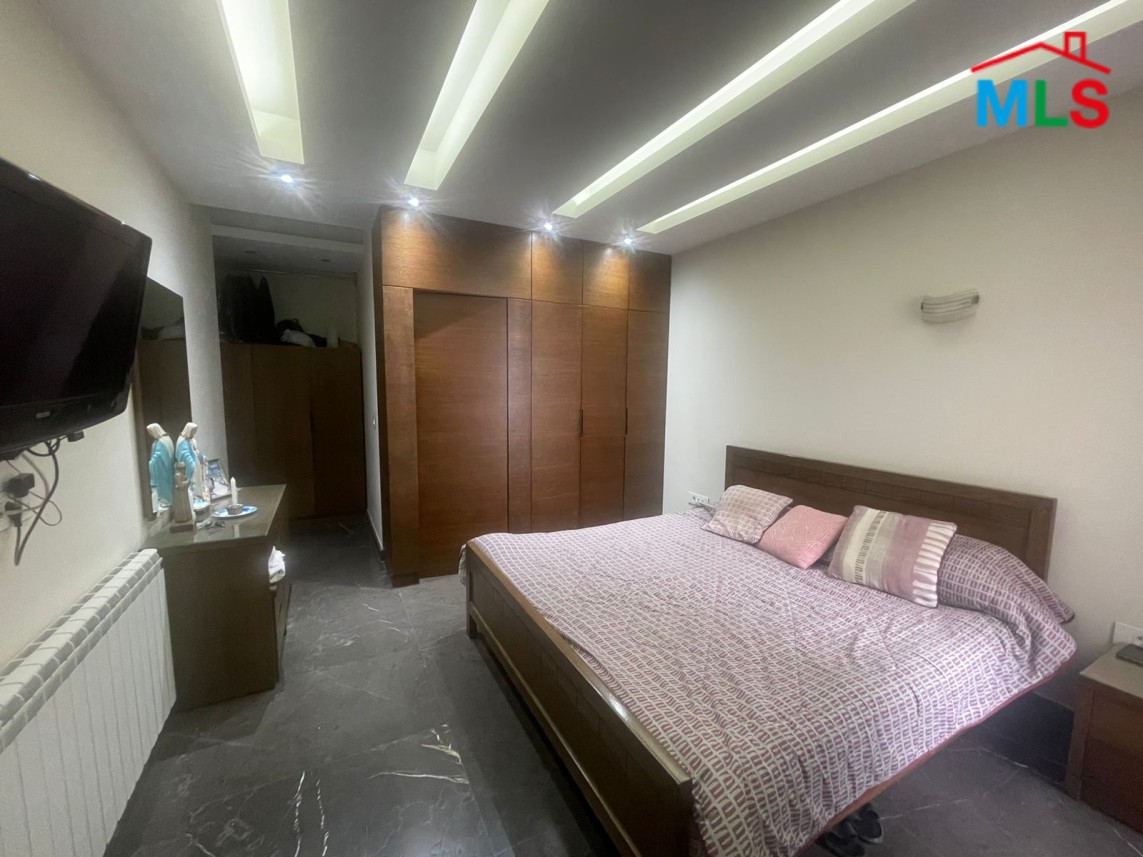 Villa With Sea View For Sale in Aley