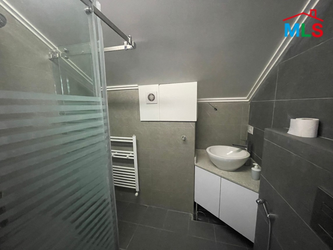 Villa With Sea View For Sale in Aley