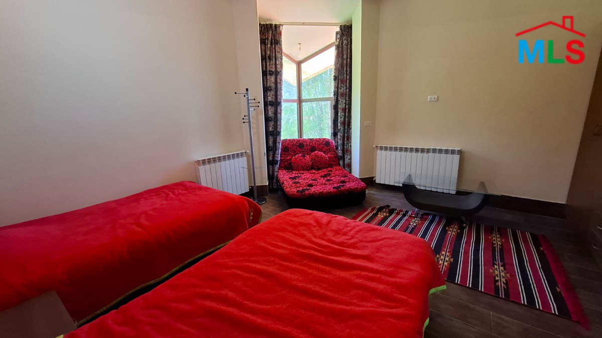 Villa With A Big Land For Sale in Laqlouq
