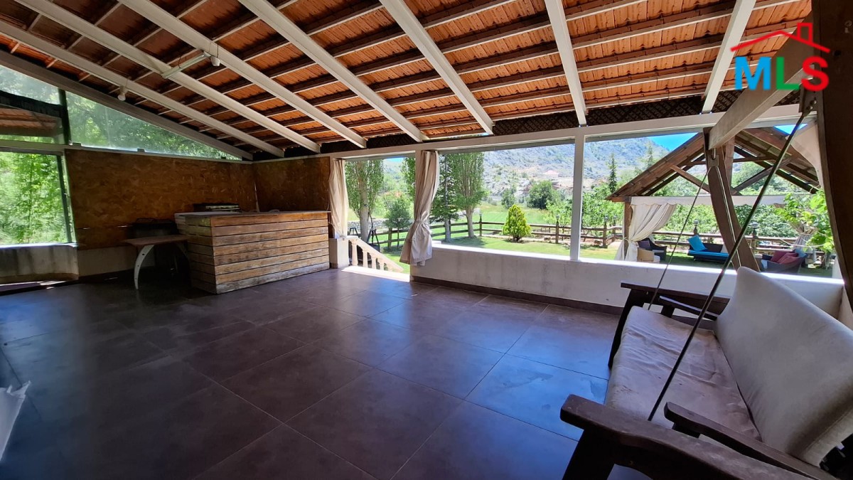 Villa With A Big Land For Sale in Laqlouq