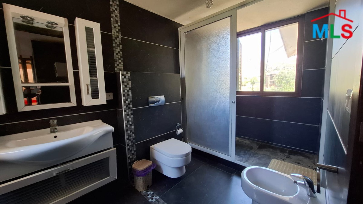 Villa With A Big Land For Sale in Laqlouq