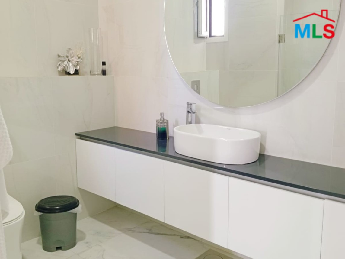 3 Bedrooms Duplex With Sea And Mountain View For Sale in Halat