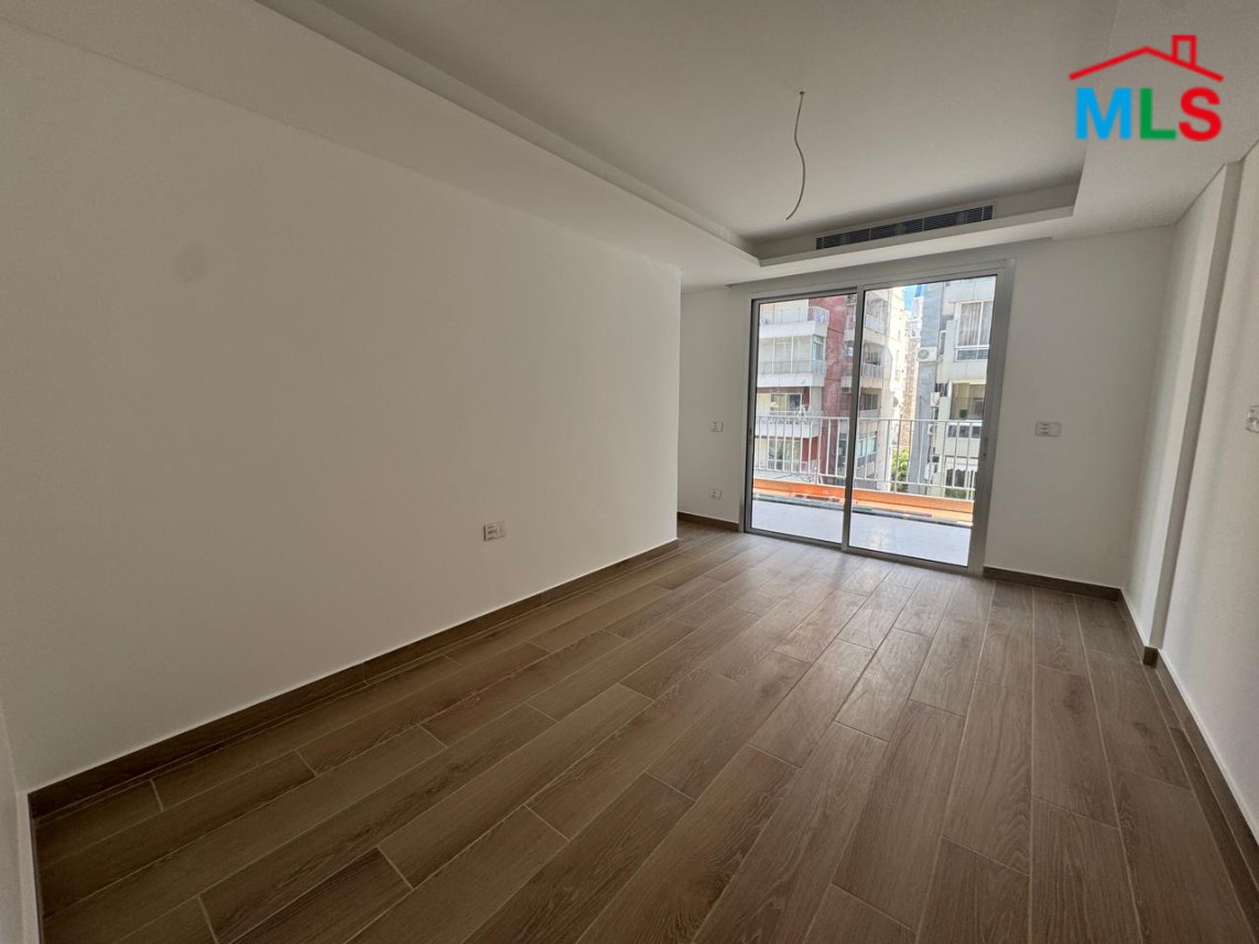 Fully Renovated Apartment For Sale in Koraytem, Ras Beirut
