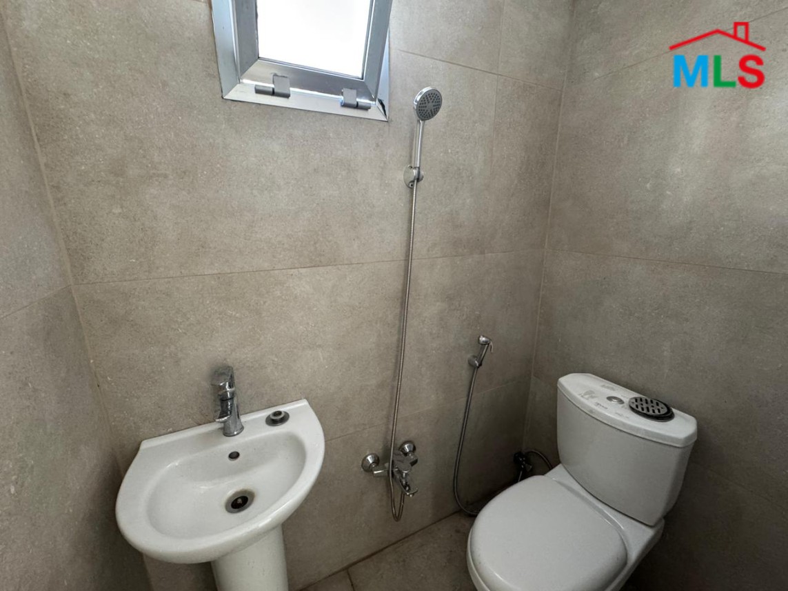 Fully Renovated Apartment For Sale in Koraytem, Ras Beirut