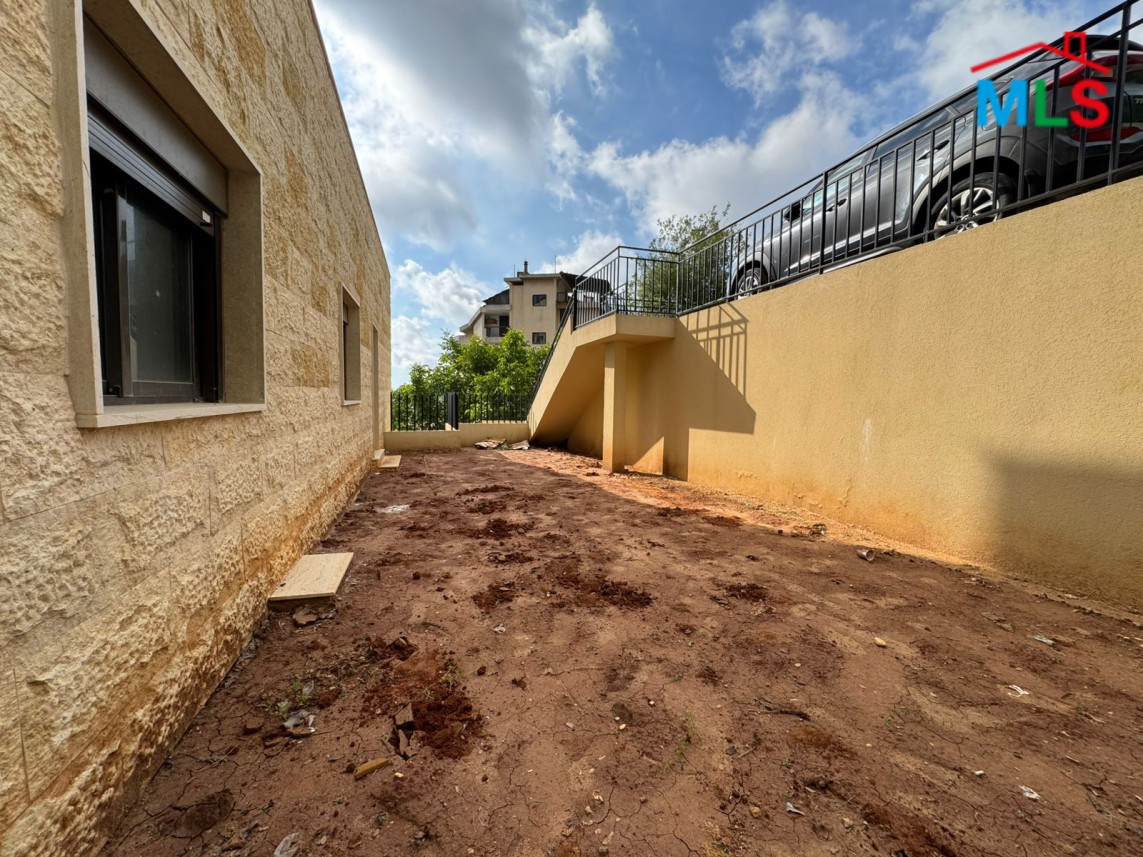 3 Bedrooms Brand New Apartment For Sale in Jouret Al Ballout