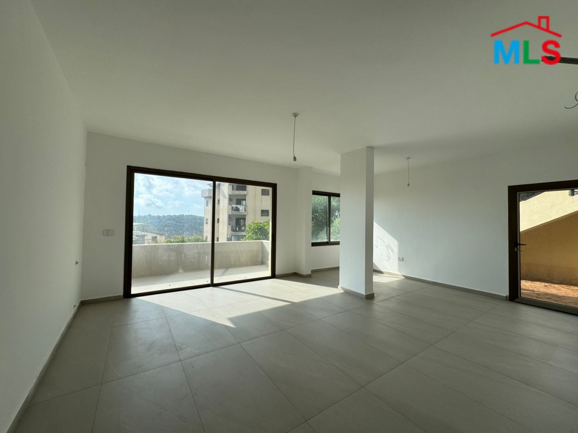 3 Bedrooms Brand New Apartment For Sale in Jouret Al Ballout