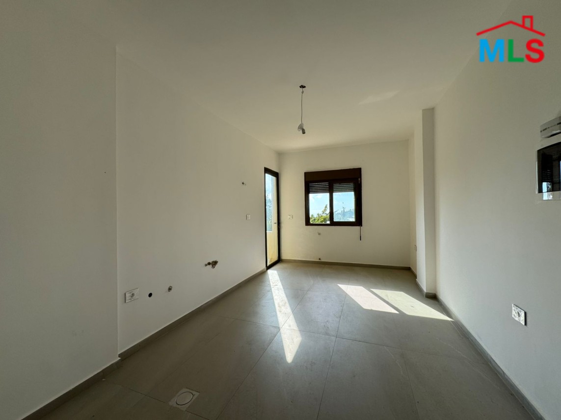 3 Bedrooms Brand New Apartment For Sale in Jouret Al Ballout