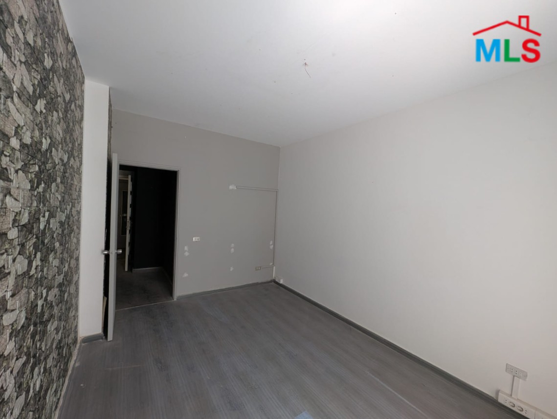50 SQM Office For Sale in Achrafieh, Saydeh