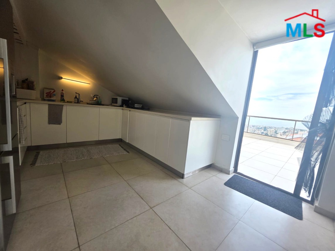 Duplex with Great View and a Terrace For Sale in Bsalim