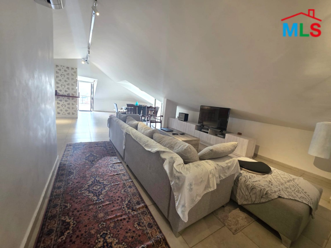 Duplex with Great View and a Terrace For Sale in Bsalim