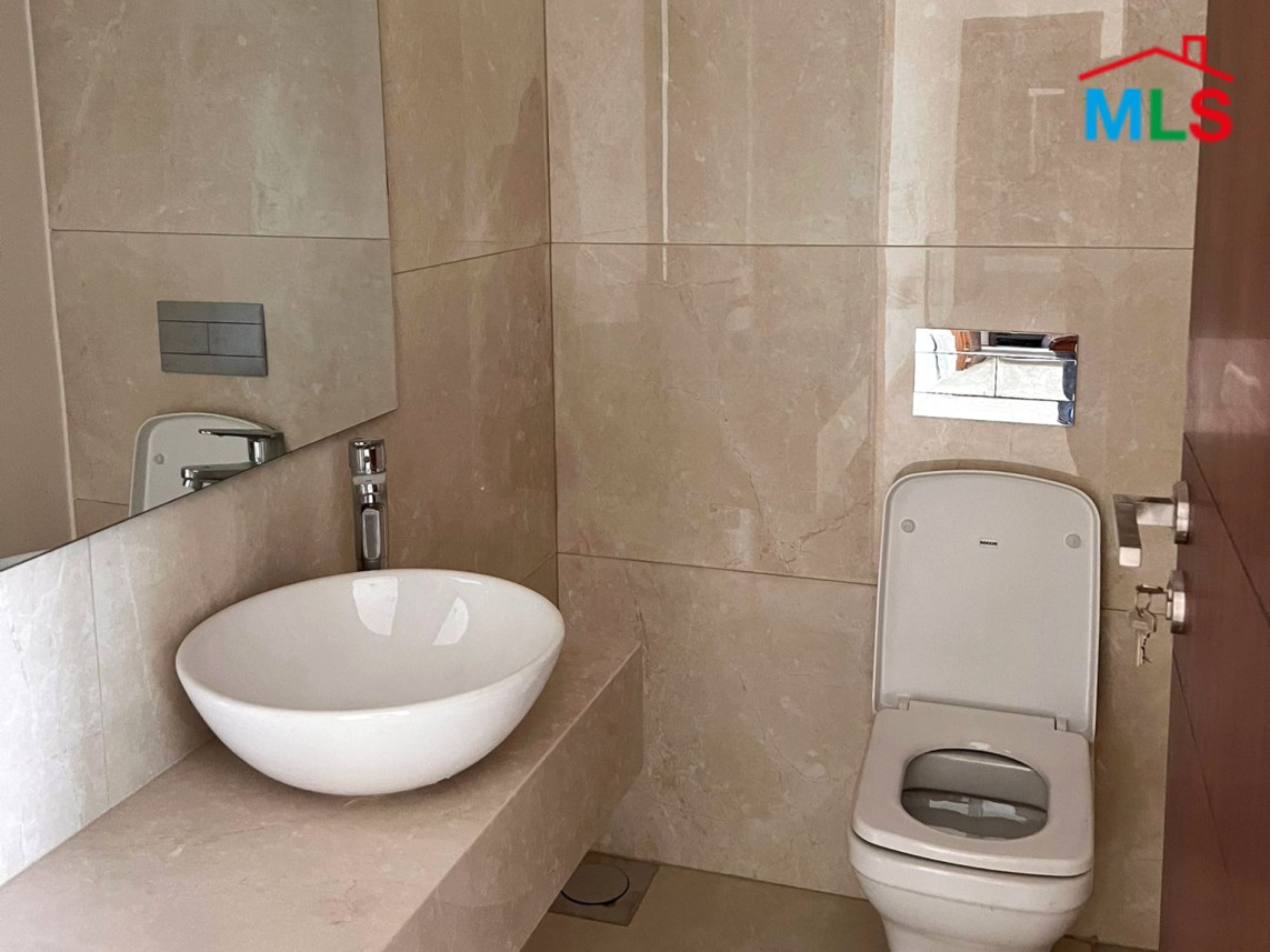 Duplex with a Nice View For Sale in Beit Misk
