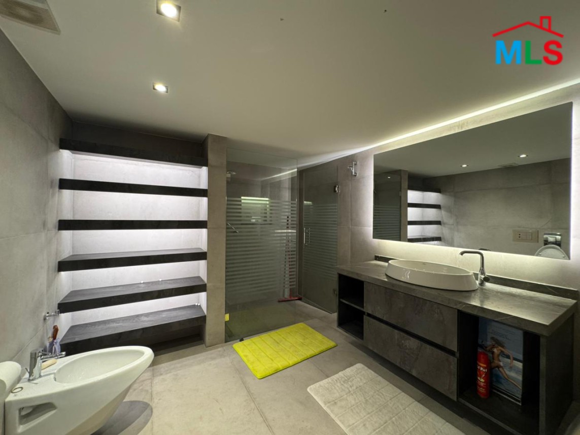Fully Decorated and Semi Furnished Apartment For Sale in Dawhet Aramoun