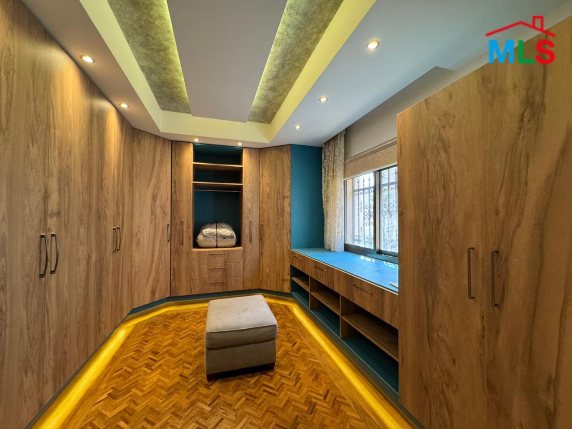 Fully Decorated and Semi Furnished Apartment For Sale in Dawhet Aramoun