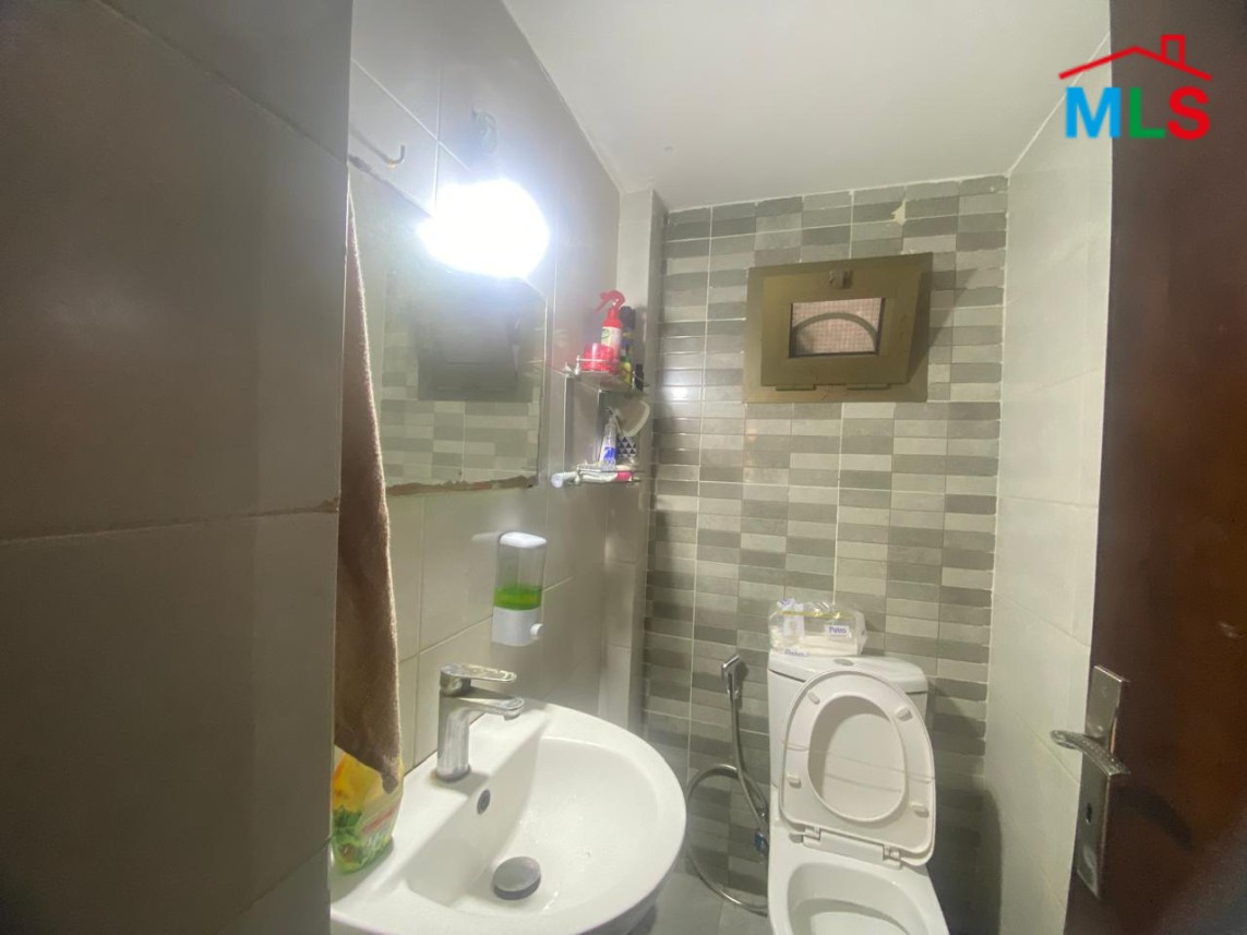 2-Bedroom Apartment For Sale in Mar Elias, Beirut