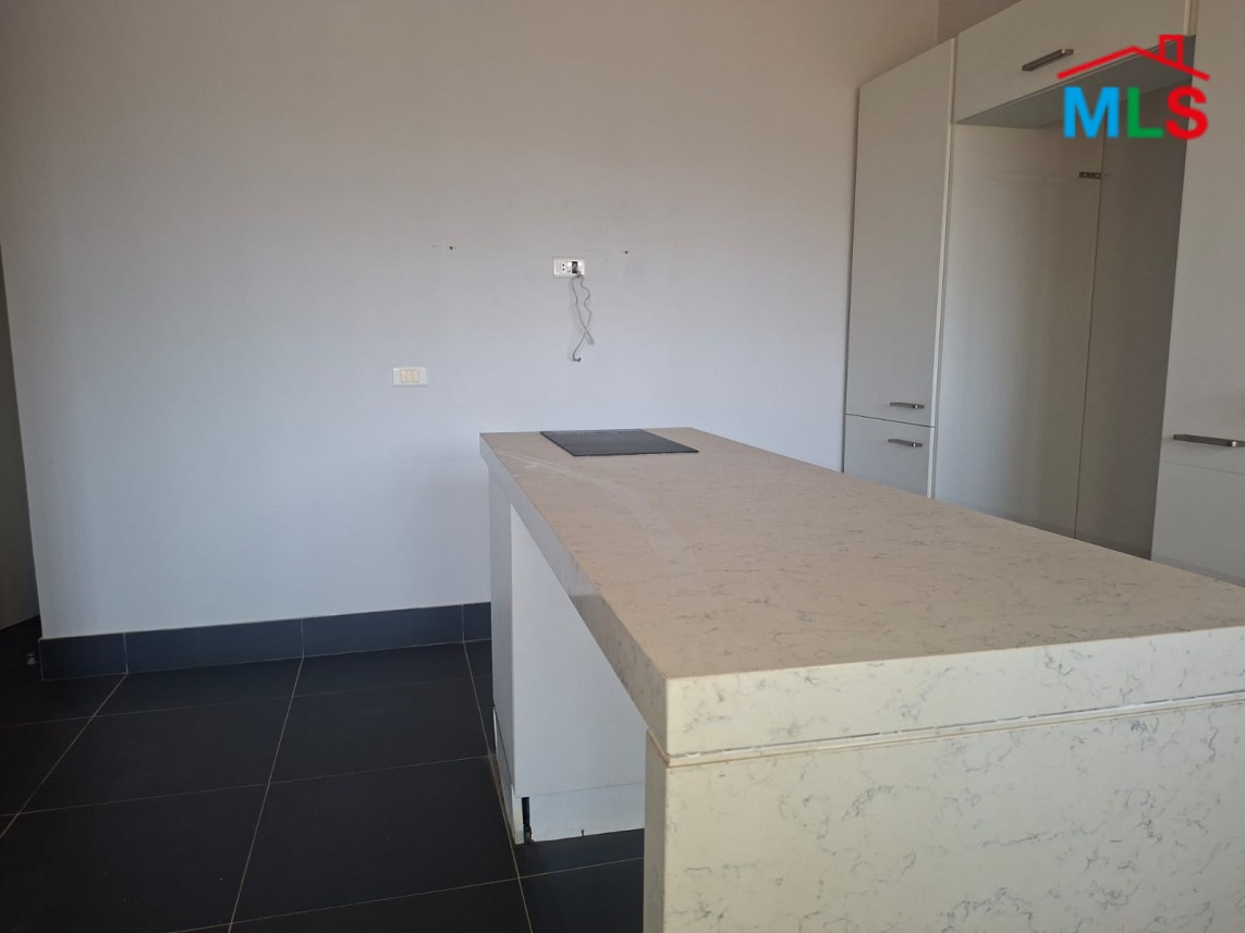 High-End Apartment with Panoramic Sea View For Sale in Ramlet Al Bayda
