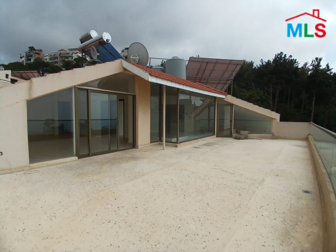 Duplex With a Nice View For Sale in Mazraat Yachouh