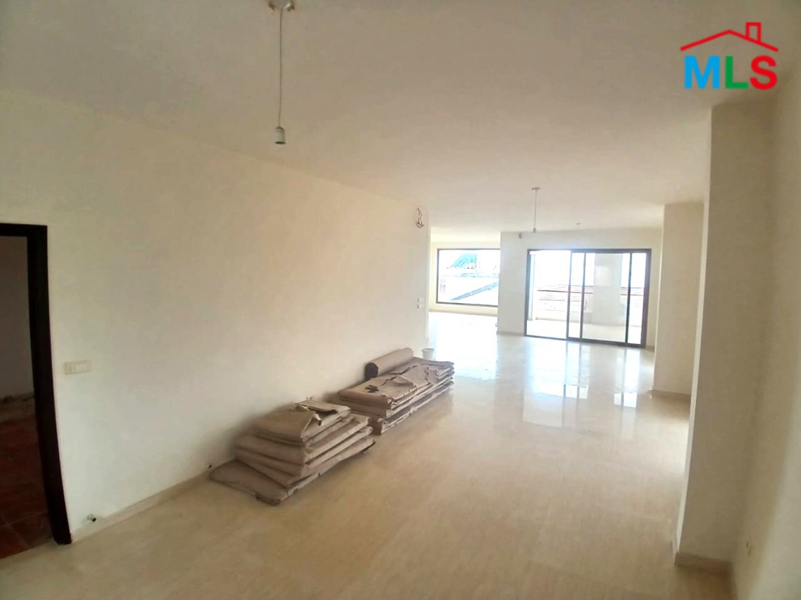 Duplex With a Nice View For Sale in Mazraat Yachouh