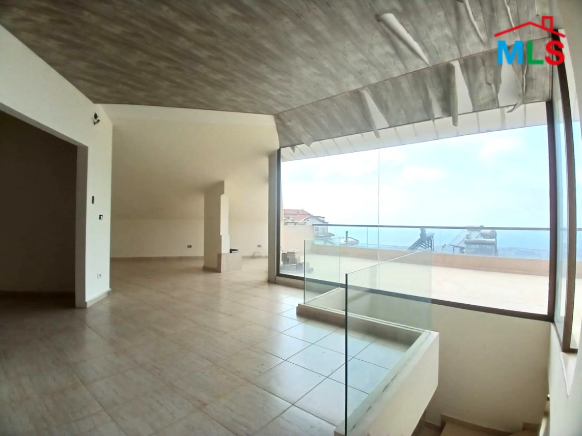 Duplex With a Nice View For Sale in Mazraat Yachouh
