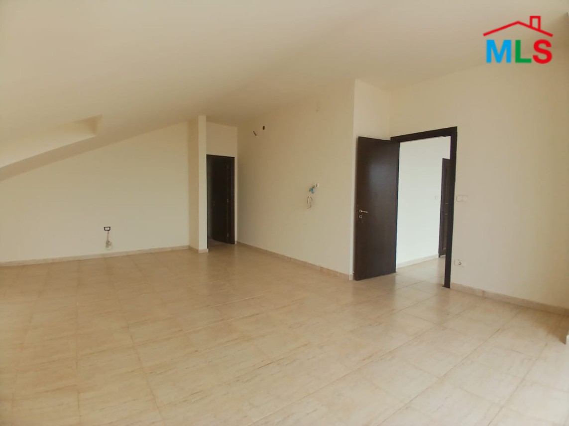 Duplex With a Nice View For Sale in Mazraat Yachouh