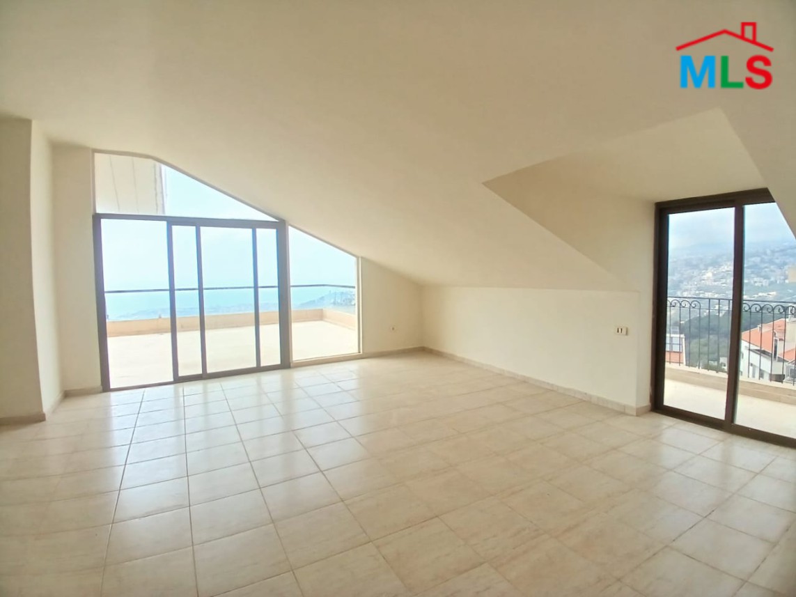 Duplex With a Nice View For Sale in Mazraat Yachouh