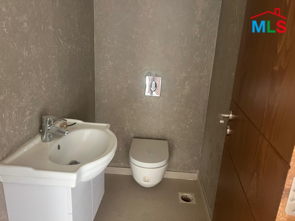 Apartment With Panoramic Mountain View For Sale in Jamhour