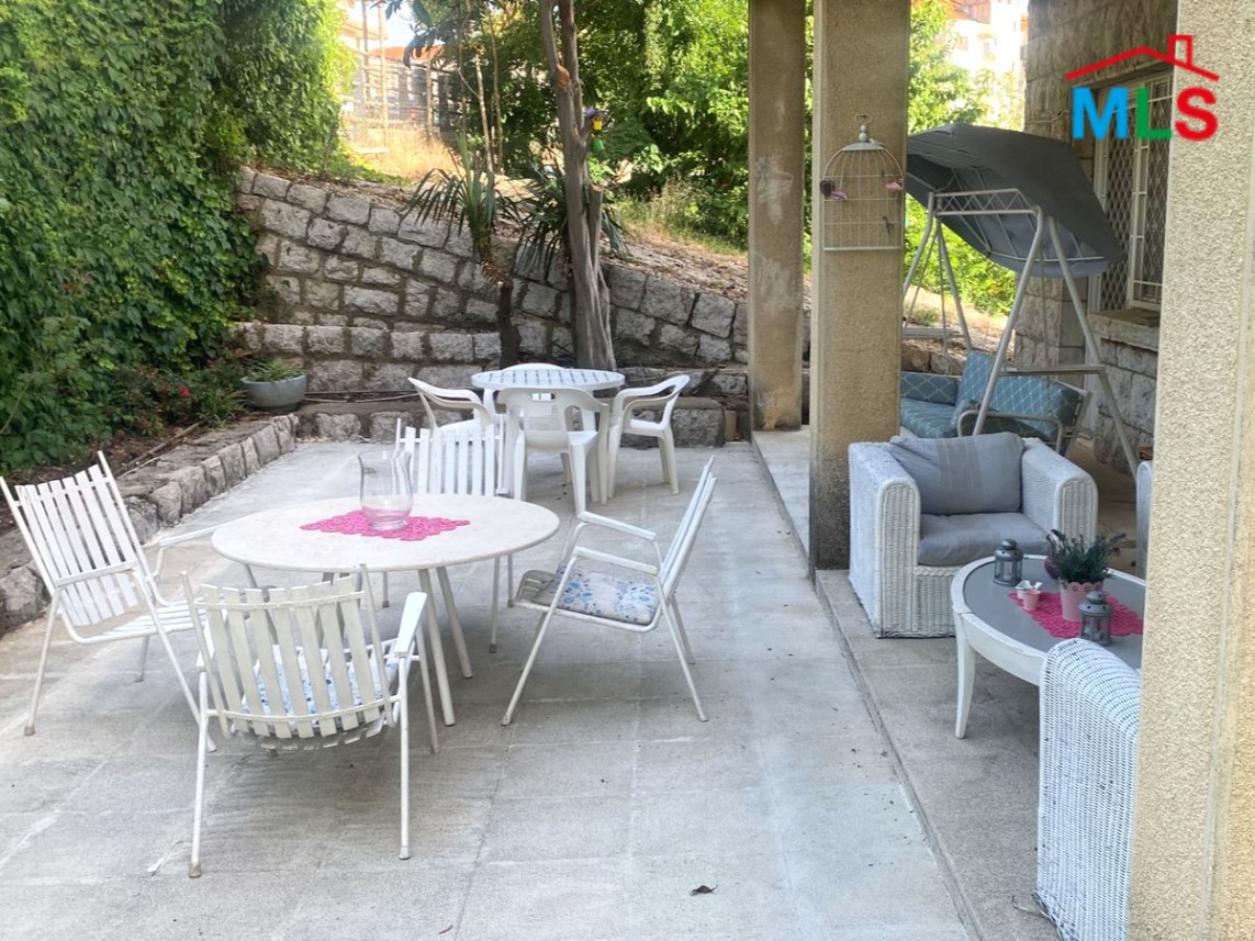 Traditional House With Spacious Garden For Sale in Klayaat